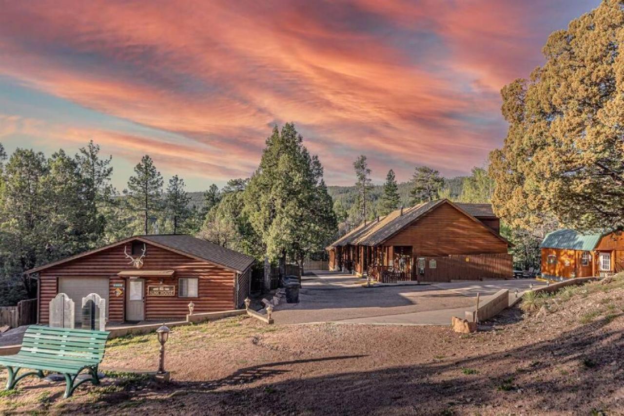 Cabin #3 Rainbow Trout - Pet Friendly- Sleeps 6 - Playground & Game Room ペイソン エクステリア 写真